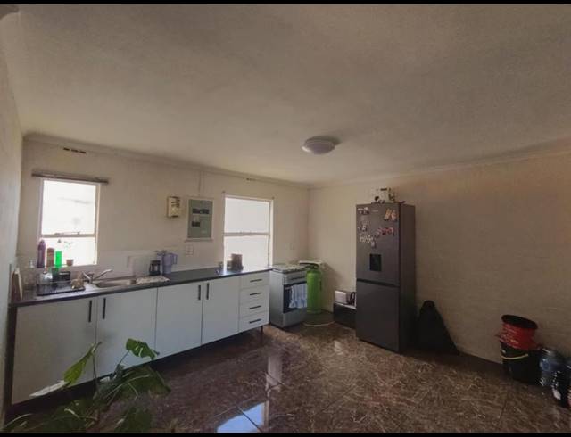 2 BEDROOM PROPERTY TO RENT IN ZONNEBLOEM